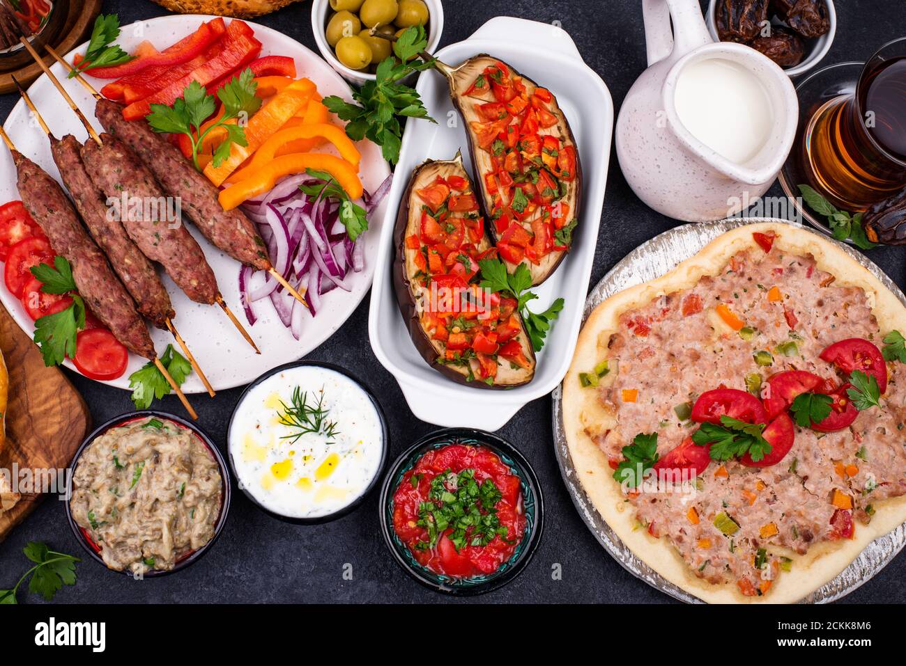 Traditionelle türkische oder mittelöstliche Gerichte Stockfoto