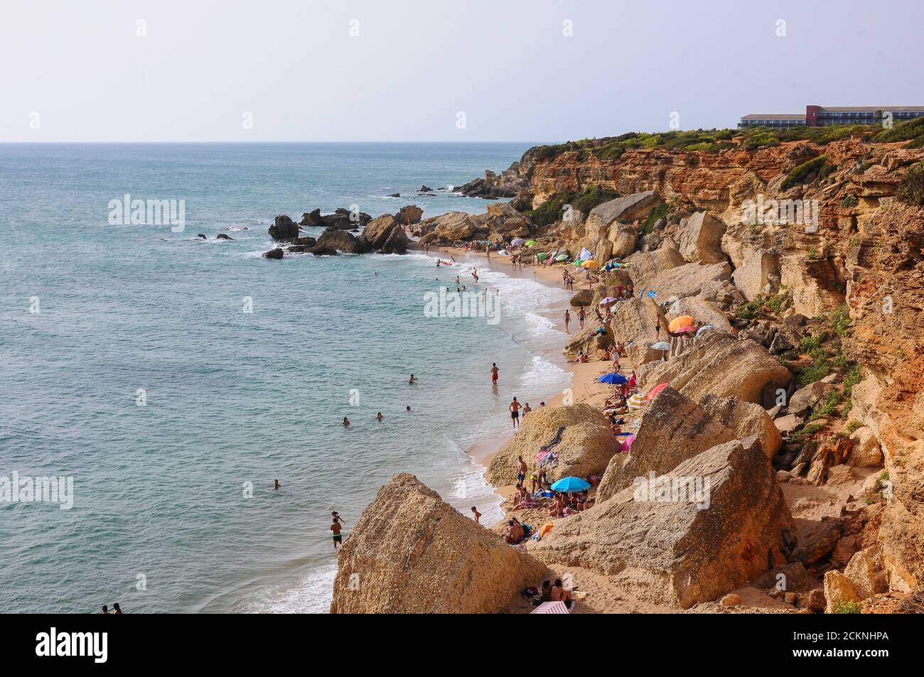 Costa de la Luz, Cadiz, Spanien. Calas de Roche, schöne Strände in der Nähe von Conil de la Frontera Stockfoto