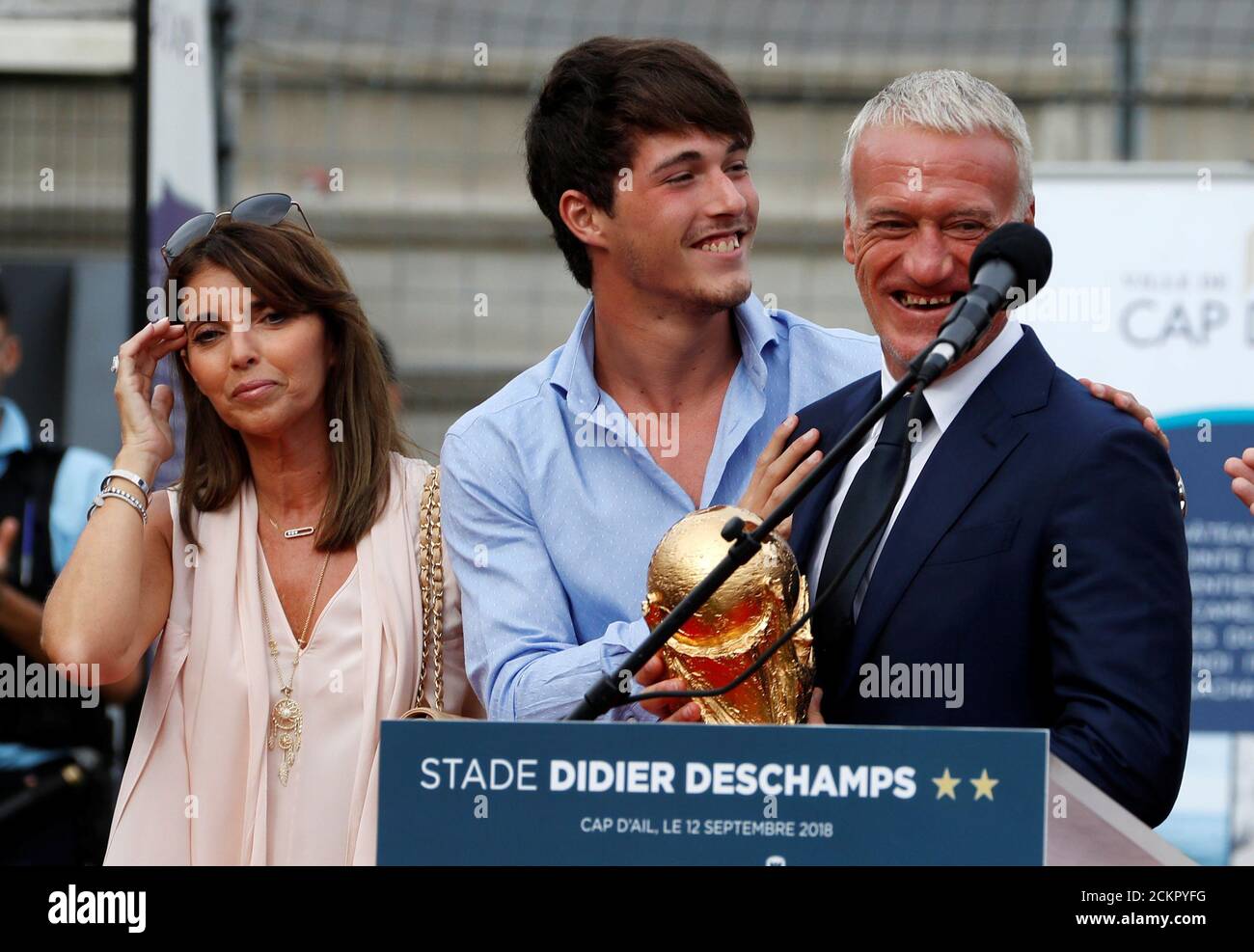 Claude Deschamps Stockfotos Und Bilder Kaufen Alamy