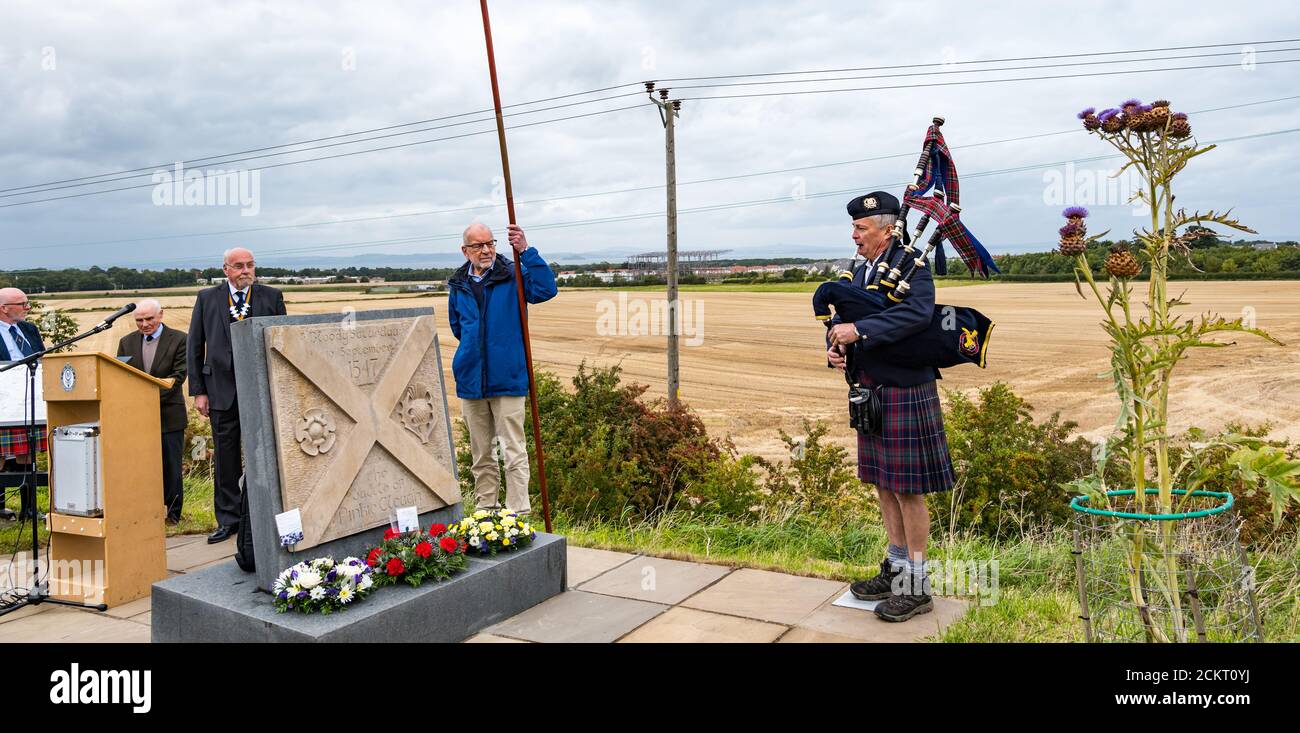 Piper spielt Dudelsack bei der Battle of Pinkie Cleugh Gedenkzeremonie, East Lothian, Schottland, Großbritannien Stockfoto