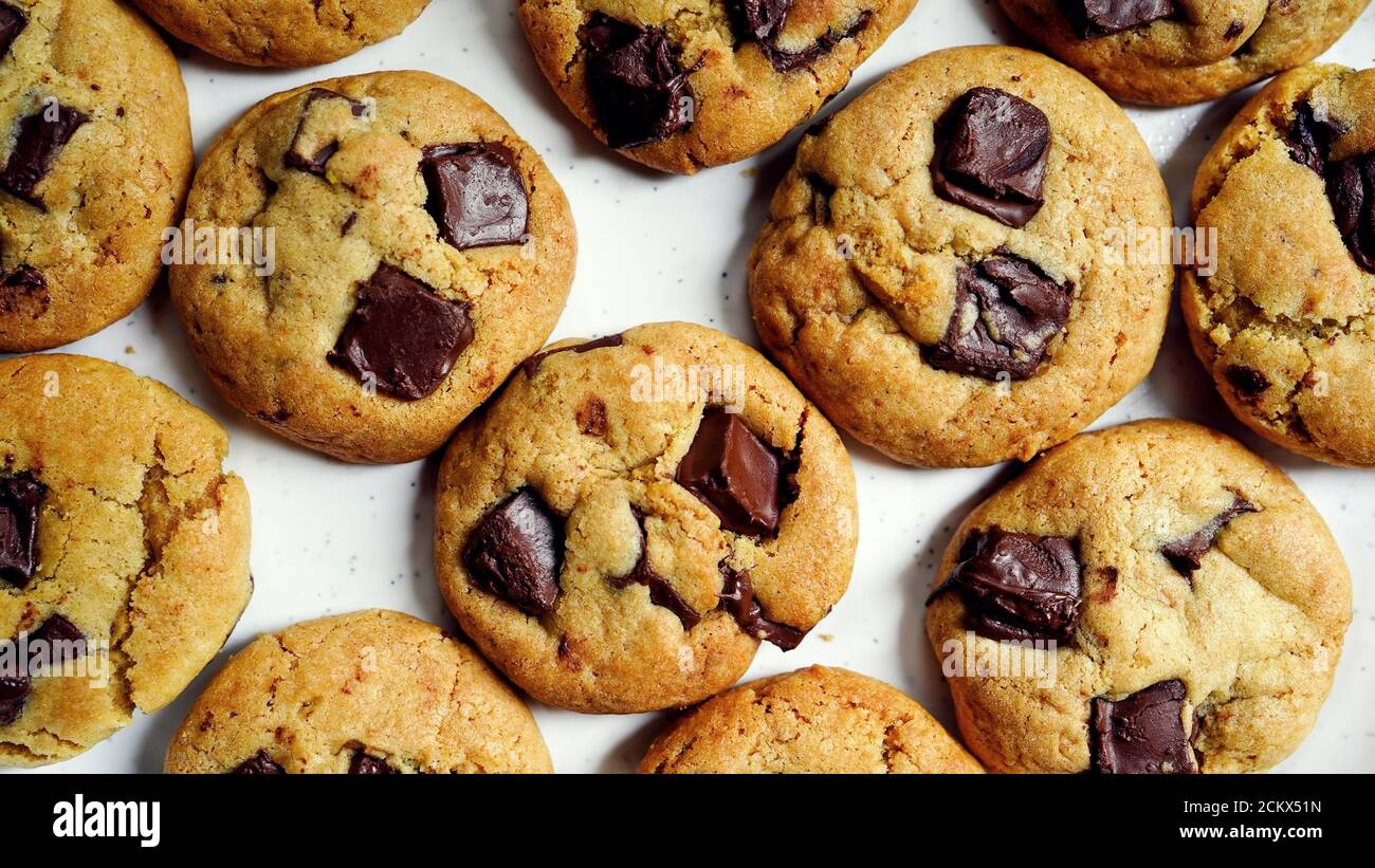 Hausgemachte kauen Schokolade Chip Cookies Hintergrund Stockfoto