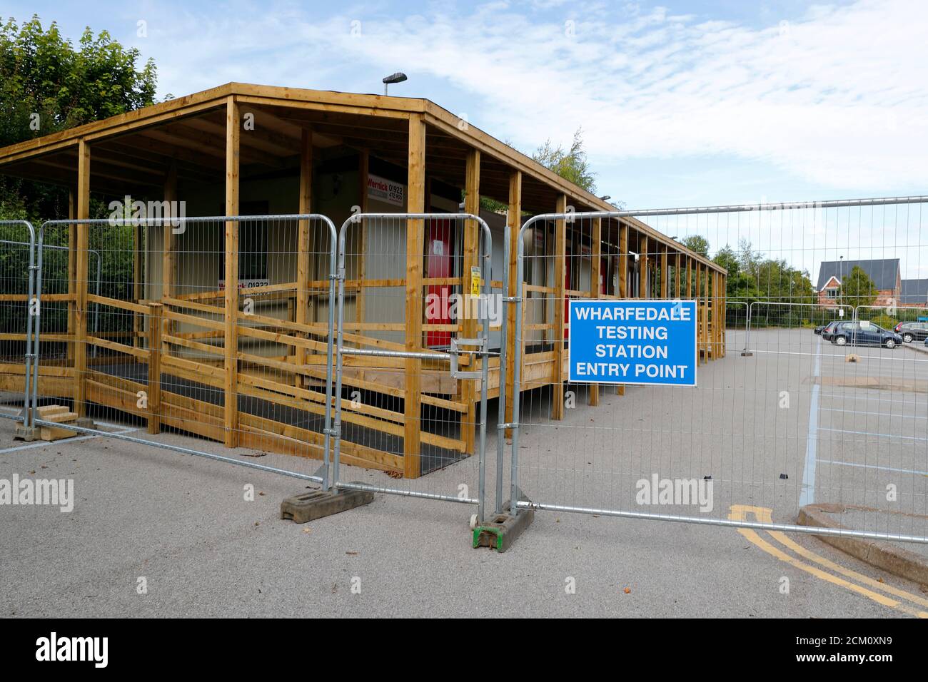 Die Wharfedale Testing Station befindet sich auf dem Parkplatz Von Wharfedale Hospital Otley Stockfoto