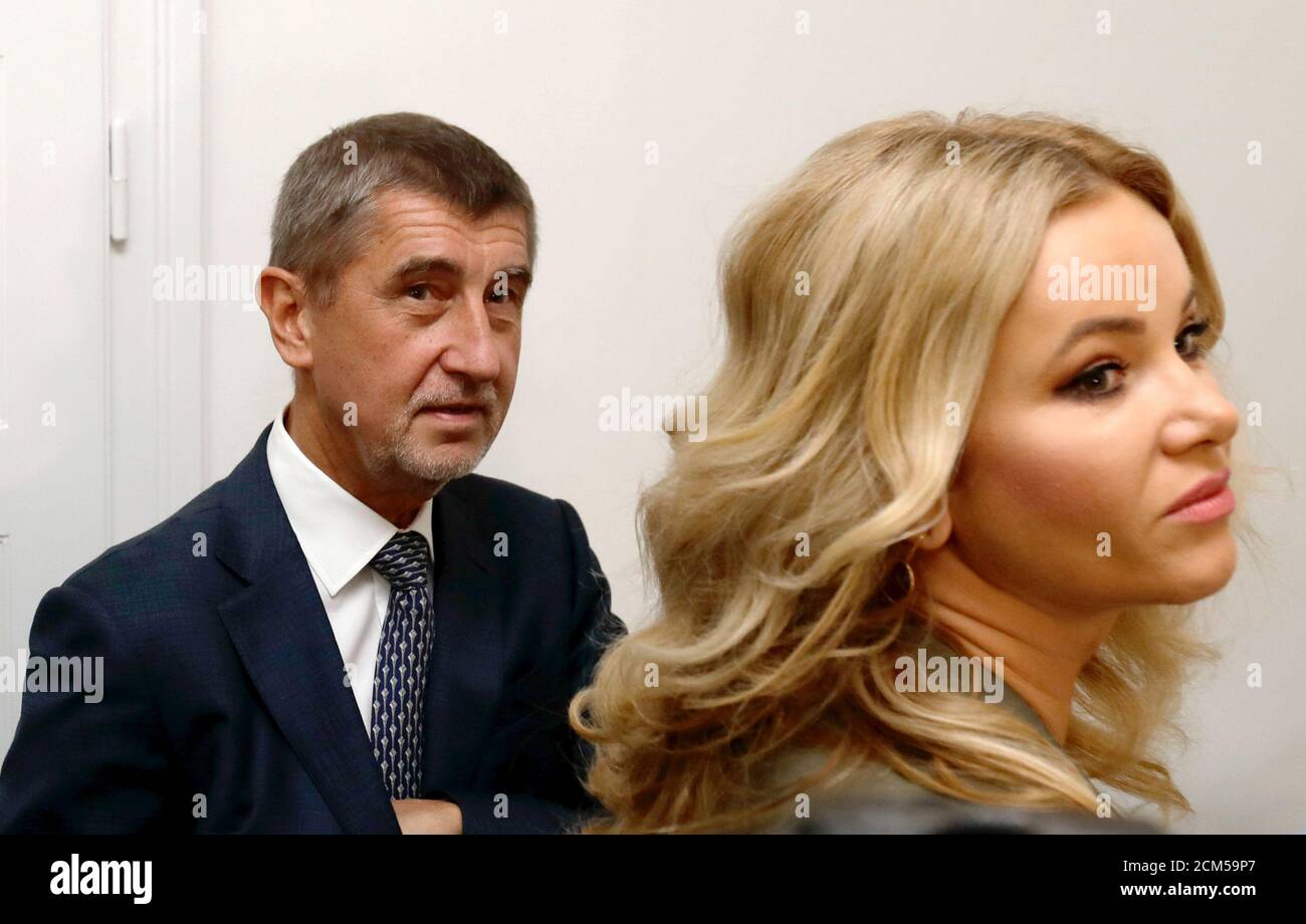 Ehefrau Von Andrej Babis Stockfotos Und Bilder Kaufen Alamy