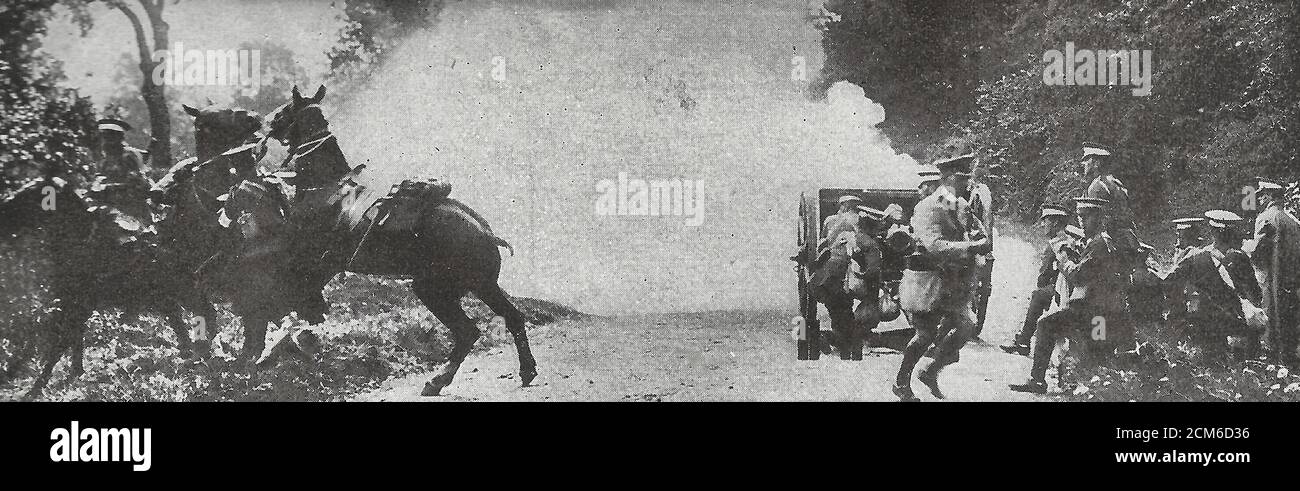Britische Artillerie in einer Nachhut-Aktion in Belgien im Jahr 1914 Stockfoto
