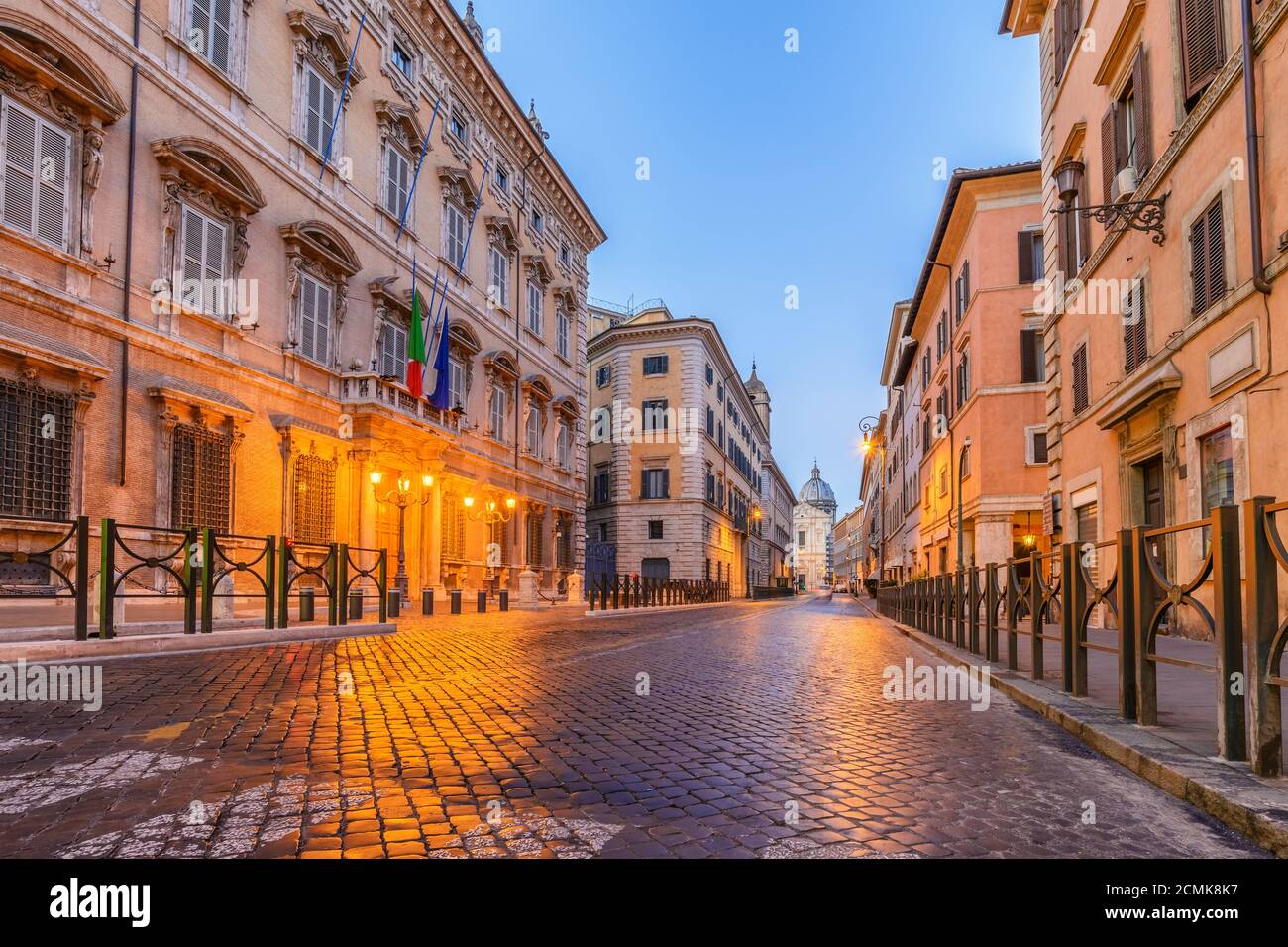 Rom Street und City Skyline bei Nacht, Rom (Roma), Italien Stockfoto
