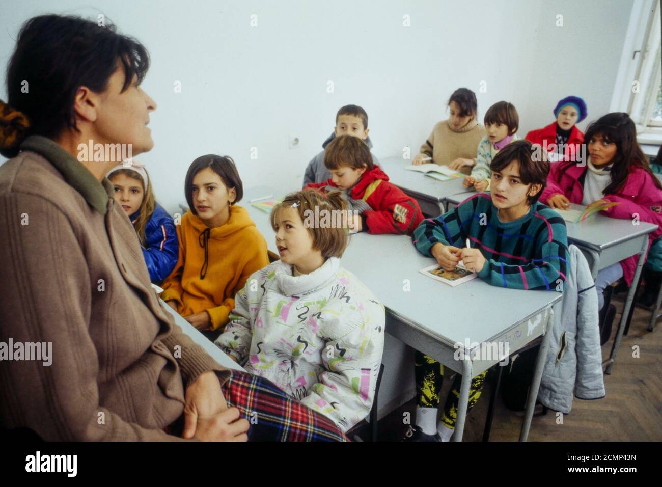 Krieg im ehemaligen Jugoslawien: Junge kroatische Flüchtlinge in einer Gastschule, Riyeka, Kroatien, 1992 Stockfoto