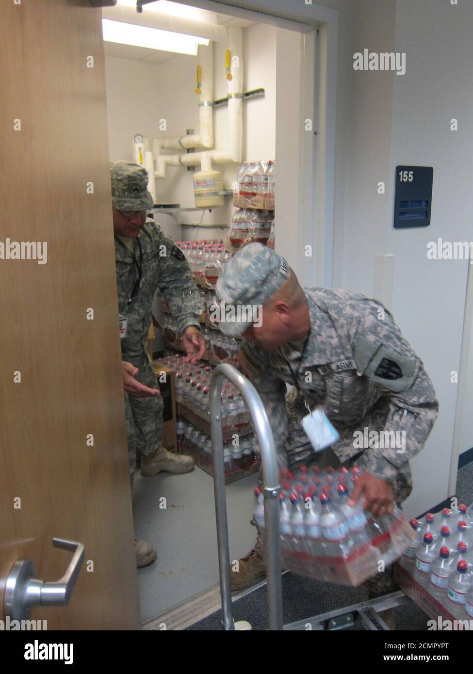 Gemeinsame Task Force Guantanamo bereitet sich auf den Tropensturm Isaac 120823 vor Stockfoto