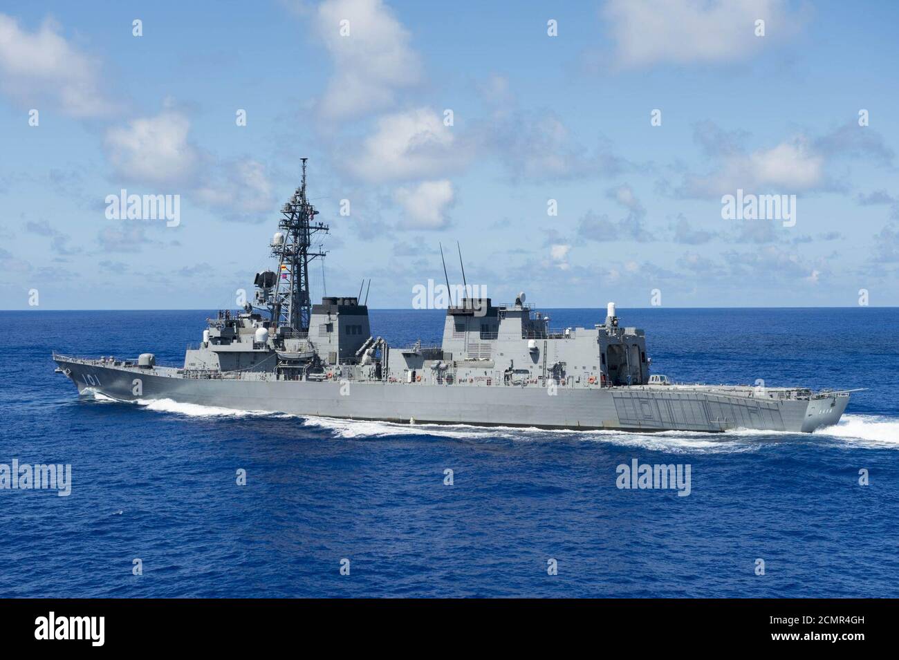 JS Muraname (DD-101) na een oefening in de still Oceaan, -20 juni 2013 c. Stockfoto