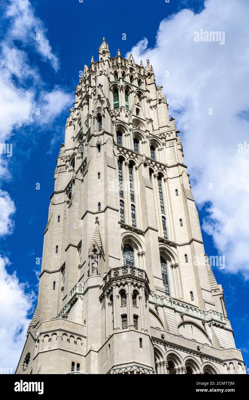 Riverside Church, Low Angle View of Tower, Morningside Heights, New York City, New York, USA Stockfoto