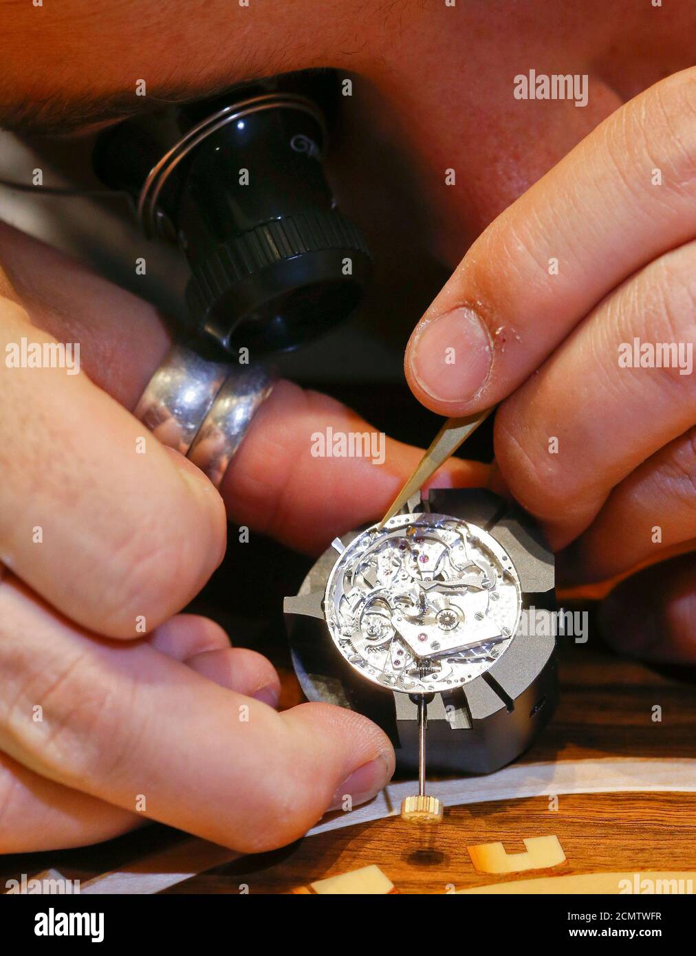 A Watchmaker Stockfotos und -bilder Kaufen - Alamy
