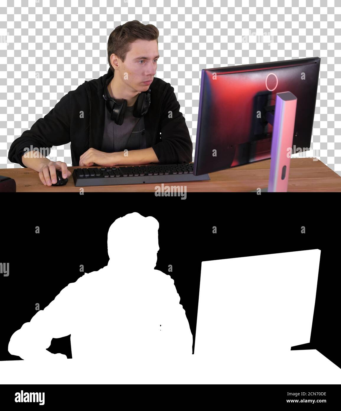 Junger Mann Gamer beobachten Stream-Spiel, Alpha Channel mit Silhouette Stockfoto