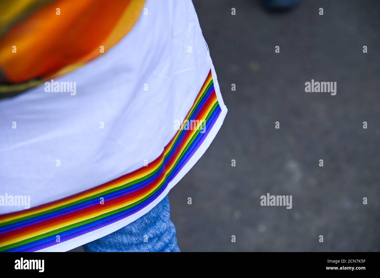 Schwule und Lesbische (Lgbtq) Gemeinschaft holding Regenbogen Flagge und beteiligt sich an einem Regenbogen stolz in Kolkata, Indien Am 29. Dezember, 2019 Stockfoto