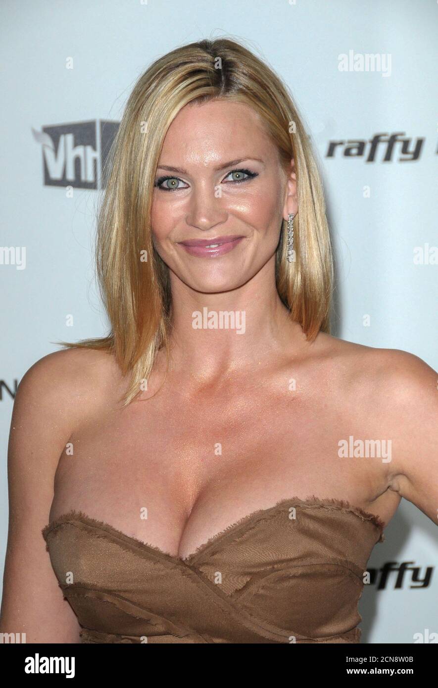 Natasha Henstridge nimmt an der 17. Jährlichen Elton John AIDS Foundation Oscar Party im Pacific Design Center am 22. Februar 2009 in West Hollywood, CA Teil Stockfoto