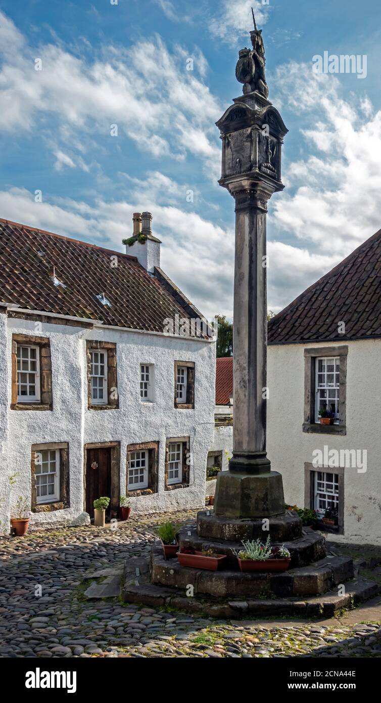 Das Mercat Kreuz in Tanhouse Brae NTS Stadt The Royal Burgh of Culross Fife Schottland Großbritannien Stockfoto