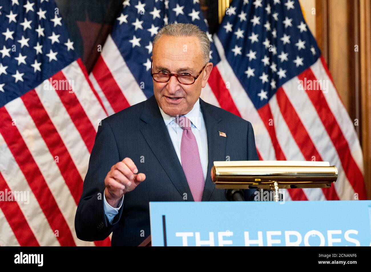 Washington, Usa. September 2020. US-Senator Chuck Schumer (D-NY) spricht bei einer Pressekonferenz im Rayburn Room des US-Kapitols. Kredit: SOPA Images Limited/Alamy Live Nachrichten Stockfoto