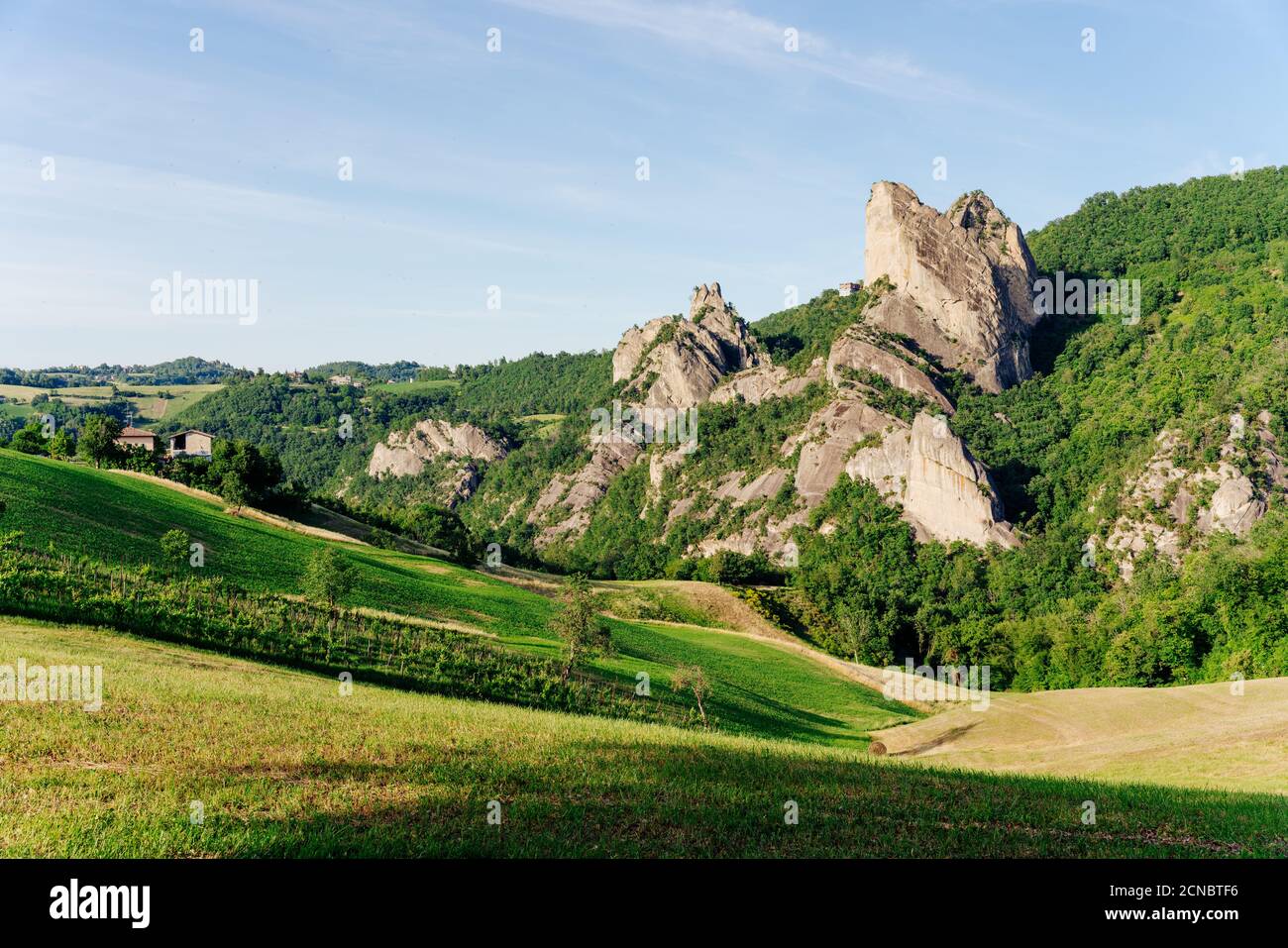 Roccamalatina Felsformationen in der Nähe von Modena, Italien Stockfoto