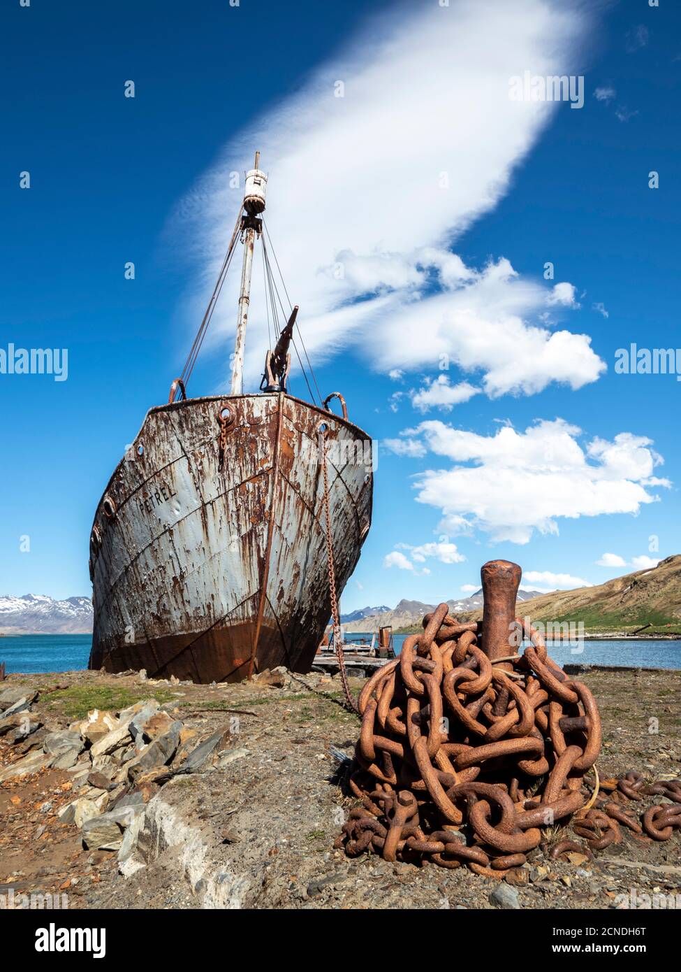 Rosting Catcher Boot an der verlassenen norwegischen Walfangstation in Grytviken, East Cumberland Bay, South Georgia, Polarregionen Stockfoto