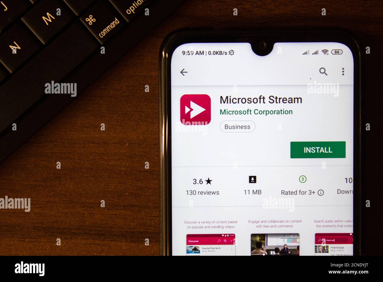Ivanovsk, Russland - 07. Juli 2019: Microsoft Stream App auf dem Display des Smartphones oder Tablet Stockfoto