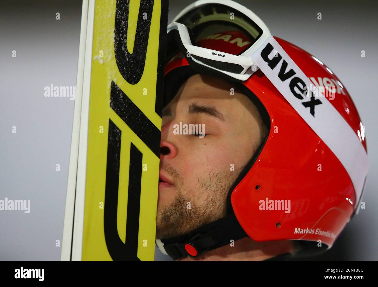 Skispringen - 65.-Skispringen Vierschanzentournee zweite Runde - Oberstdorf - 30.12.2016 - reagiert Deutschlands Markus Eisenbichler.  REUTERS/Michael Dalder Stockfoto