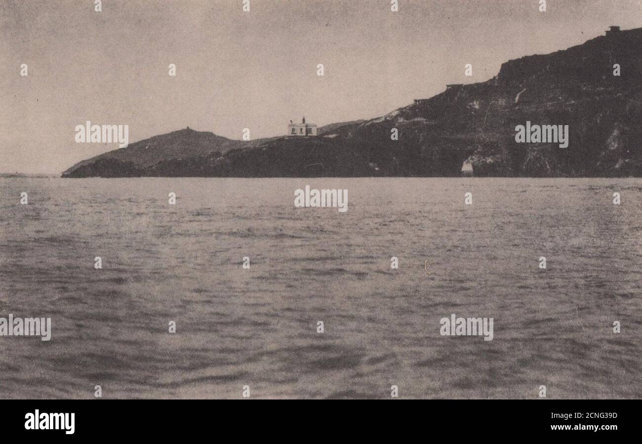 Penlee Point mit Rame Head Beyond, Blick nach Westen, Cornwall 1943 alter Druck Stockfoto