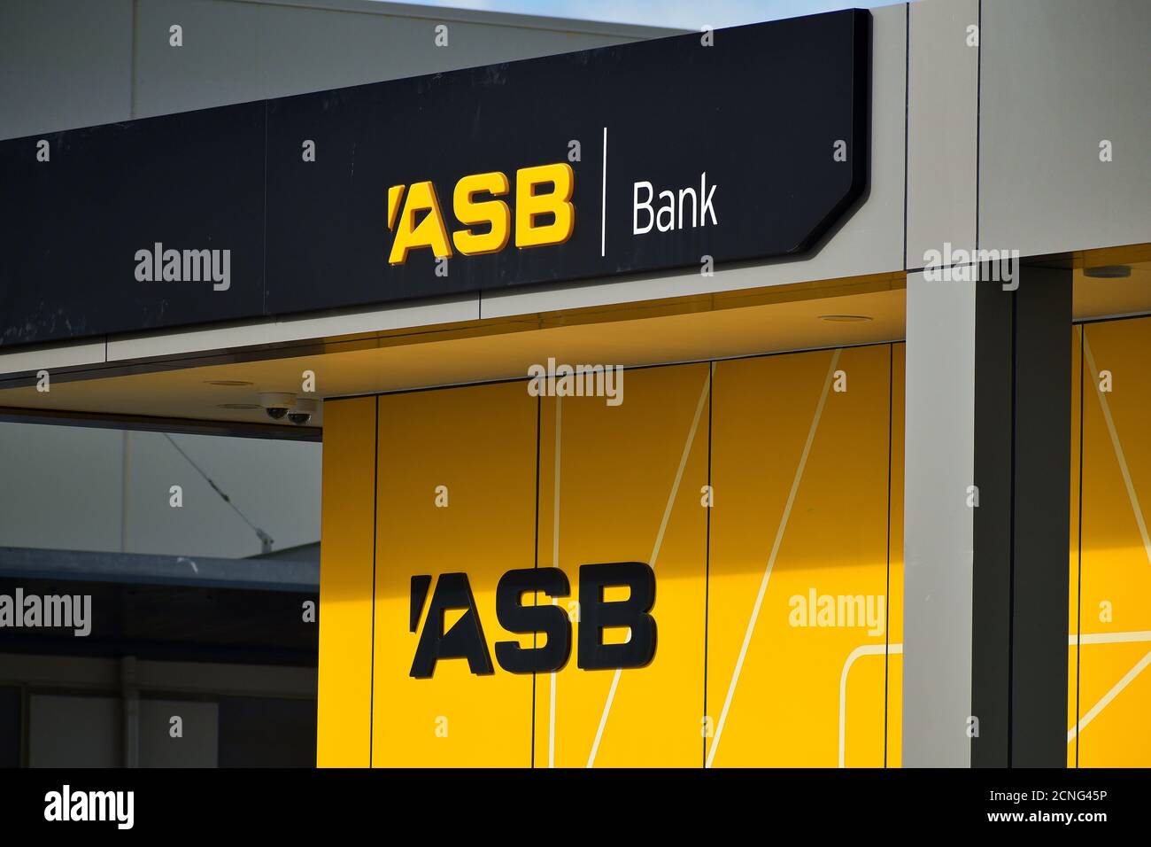 AUCKLAND, NEUSEELAND - 26. Apr 2019: Auckland / Neuseeland - 26 2019. April: ASB Bank Drive-in Banking im Botany Town Center Stockfoto