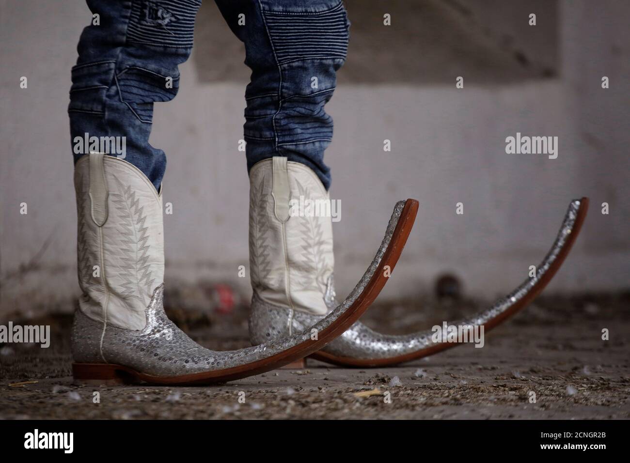 Mexikanische Spitze Stiefel Stockfotos und -bilder Kaufen - Alamy