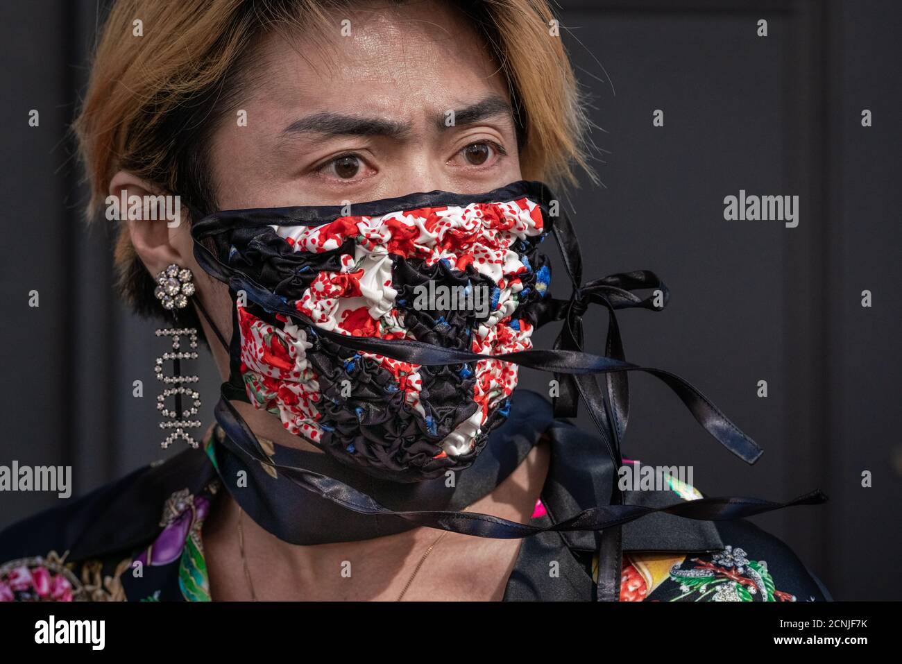 London Fashion Week. Designer, Fashionistas, Blogger und Modestudenten kommen in Covent Garden an. London, Großbritannien. Stockfoto
