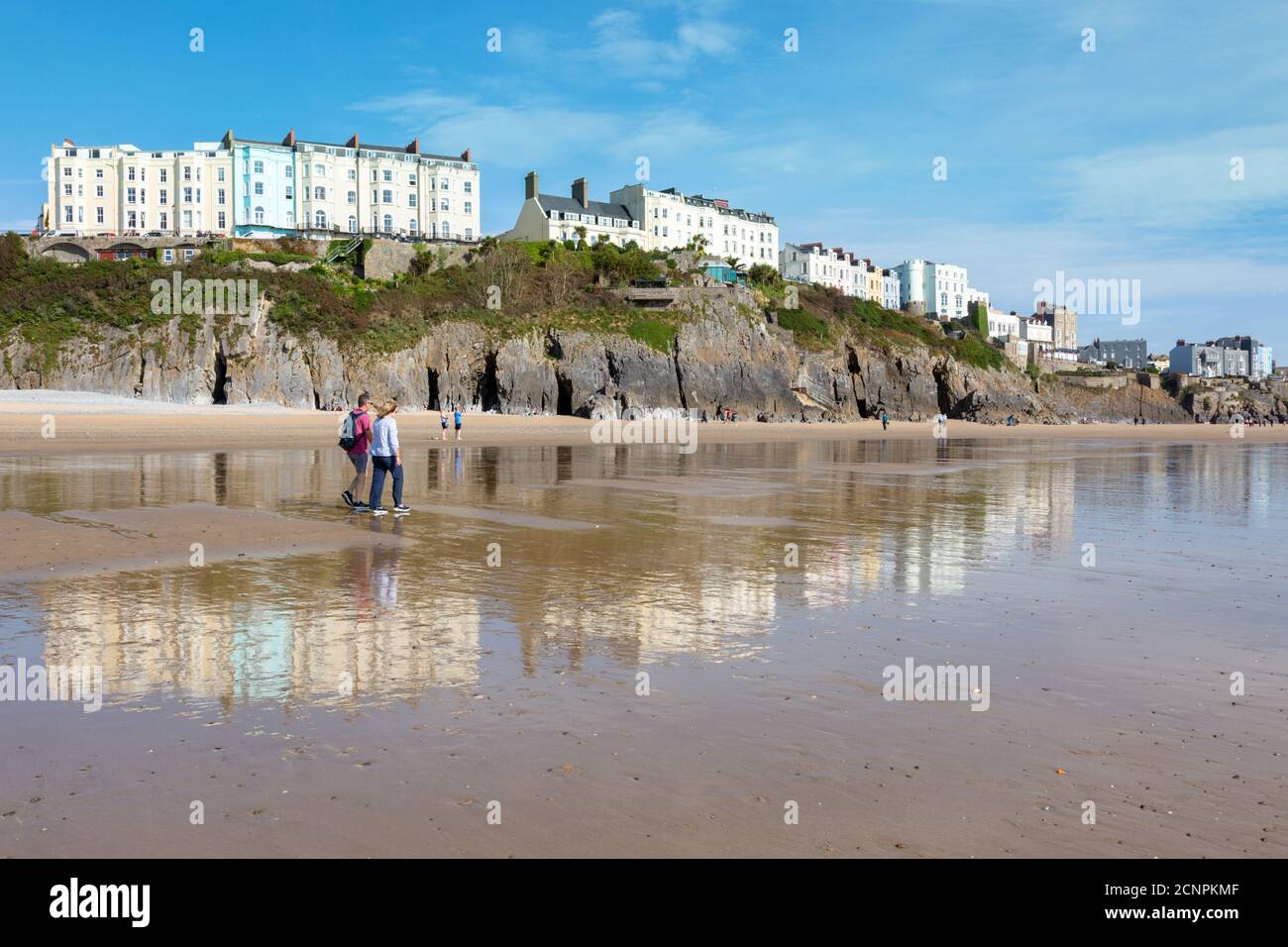Häuser und Hotels in Tenby Seafront, Pembrokeshire, Wales Großbritannien Stockfoto