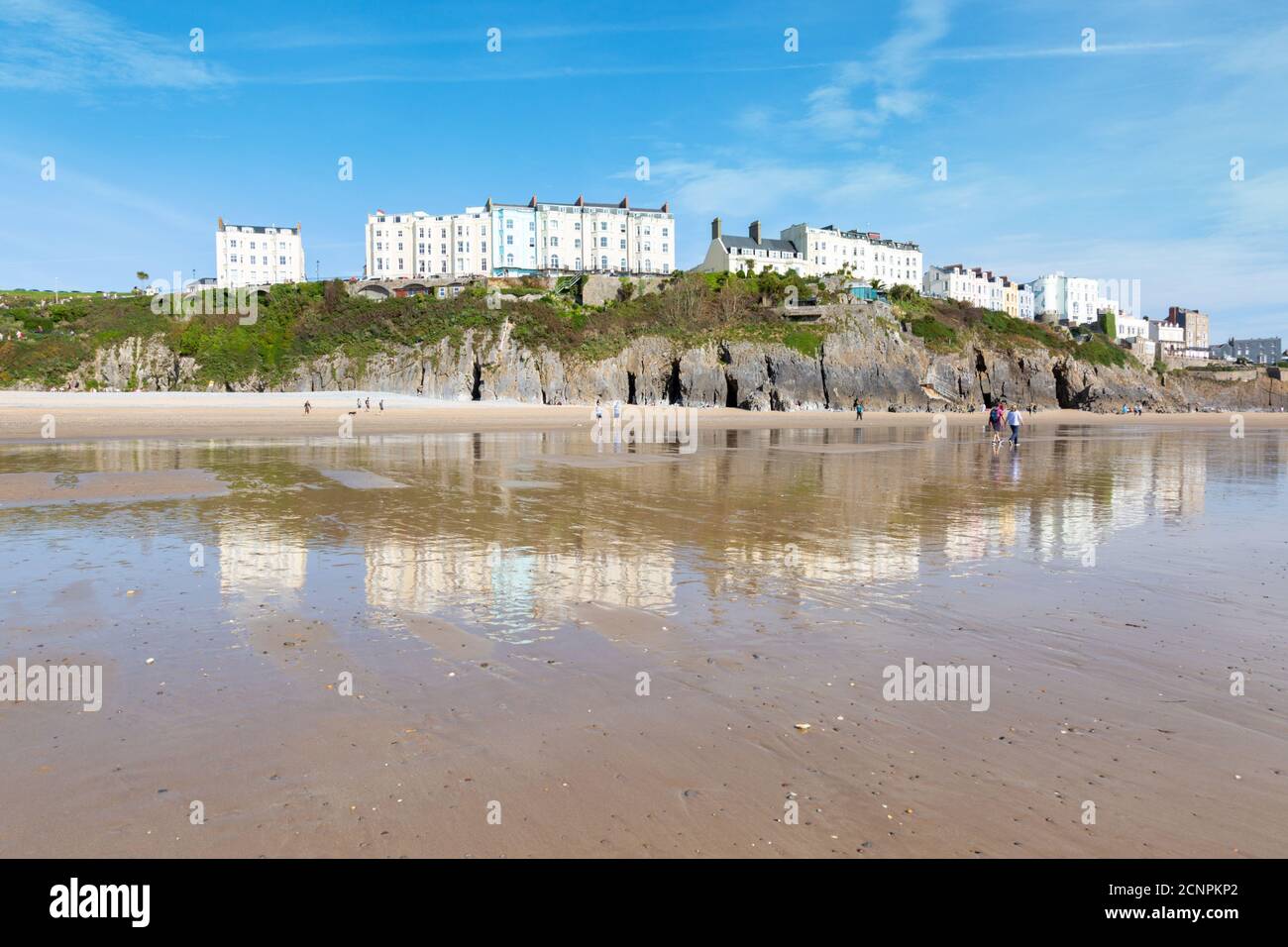 Häuser und Hotels in Tenby Seafront, Pembrokeshire, Wales Großbritannien Stockfoto