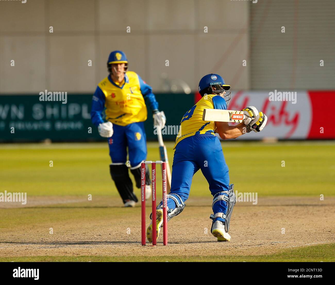 Manchester, Großbritannien. September 2020. ; Emirates Old Trafford, Manchester, Lancashire, England; Vitality Blast T20 Cricket, Lancashire Blitz gegen Durham; Alex Lees von Durham auf dem Weg zu einem ungeschlagenen 67 Stockfoto