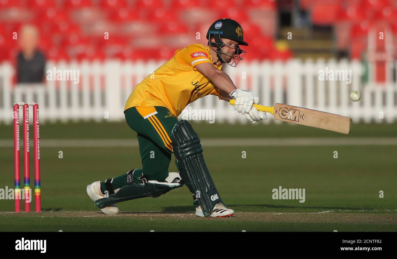 Ben Duckett von Notts Outlaws während seiner Innings von 53 während des Vitality Blast T20-Spiels auf dem Fischer County Ground, Leicester. Stockfoto