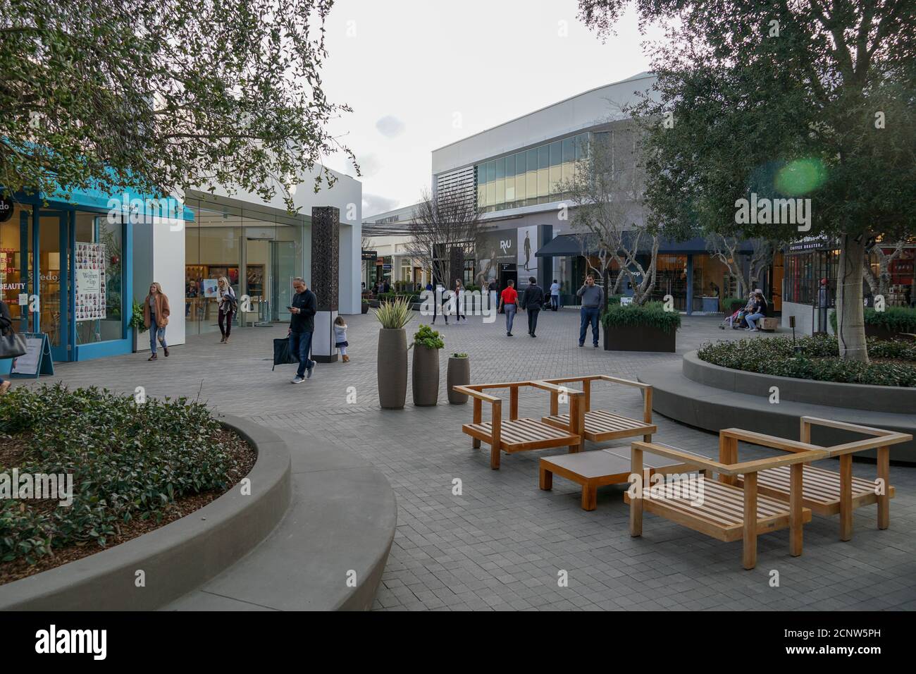 UTC Westfield Shopping Mall at University Town Centre .Outdoor Shopping Center mit gehobenen Ketten Einzelhändler, ein Kino, Restaurants. .La Jolla, San Diego, Kalifornien, USA. März 2019 Stockfoto