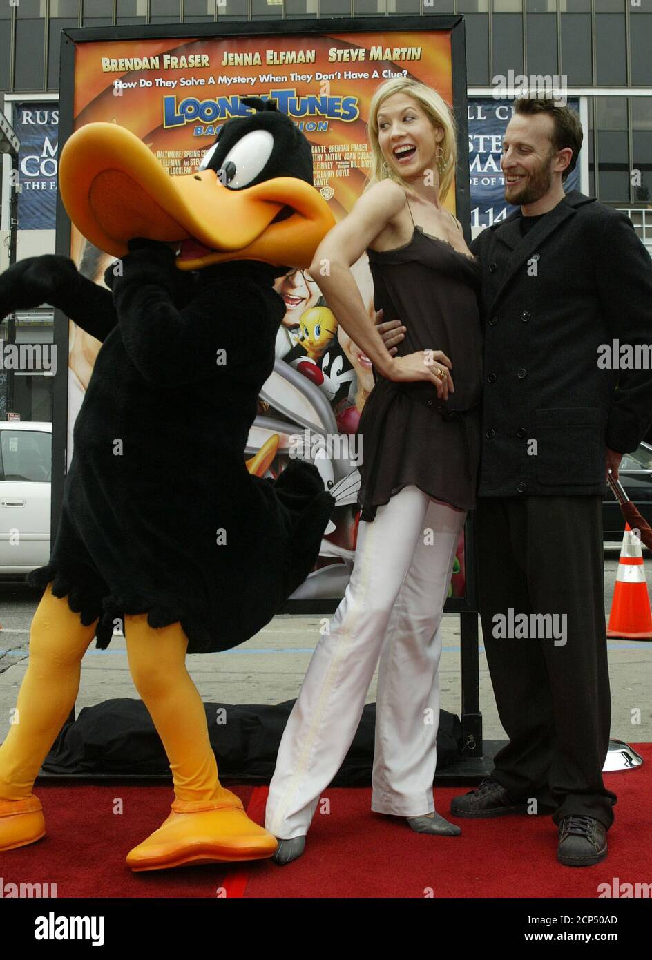 Jenna elfman looney melodien Fotos und Bildmaterial in hoher Auflösung