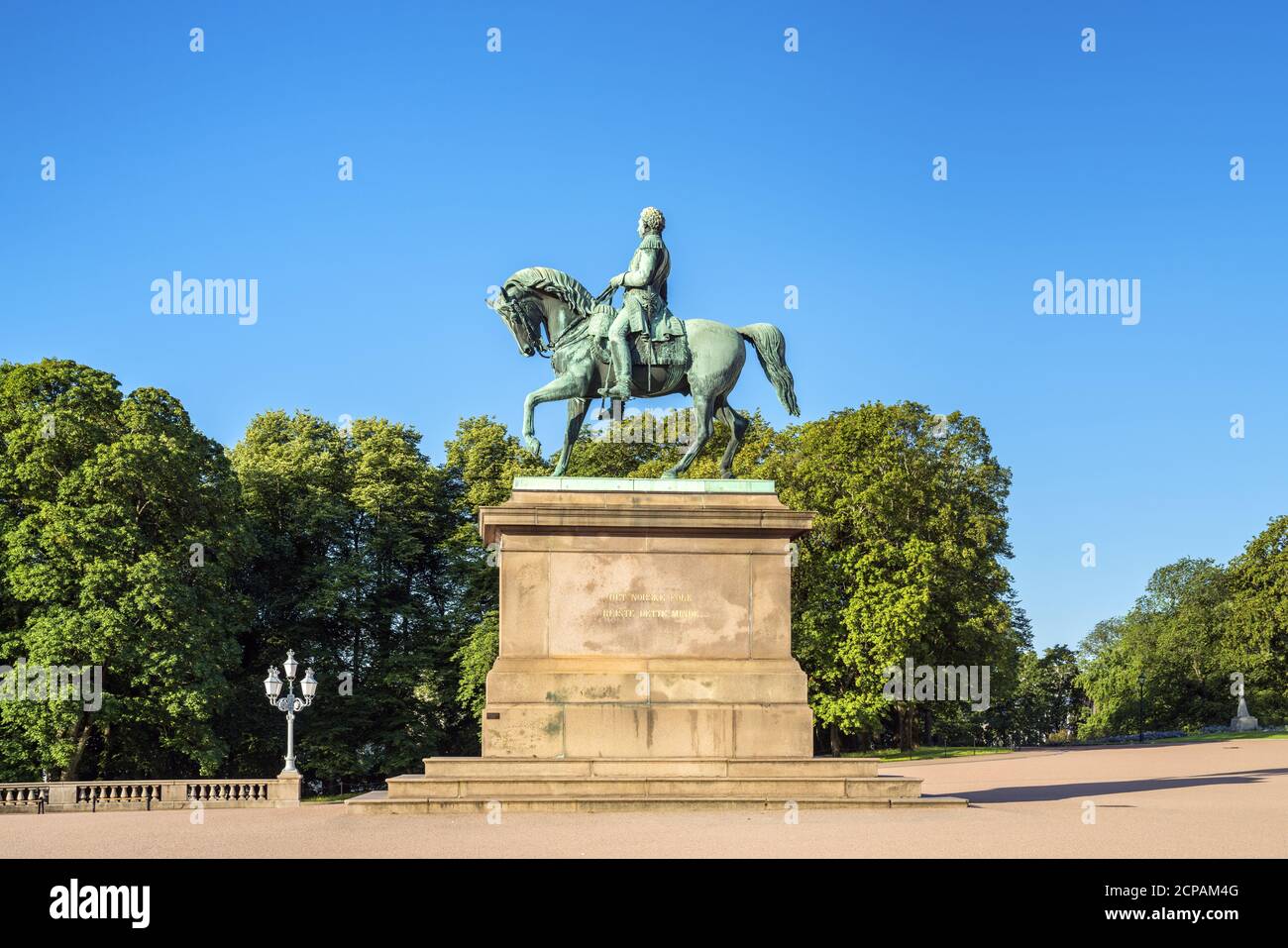 Reiterstatue vor dem Königsschloss in Oslo, Norwegen, Skandinavien, Nordeuropa, Europa Stockfoto