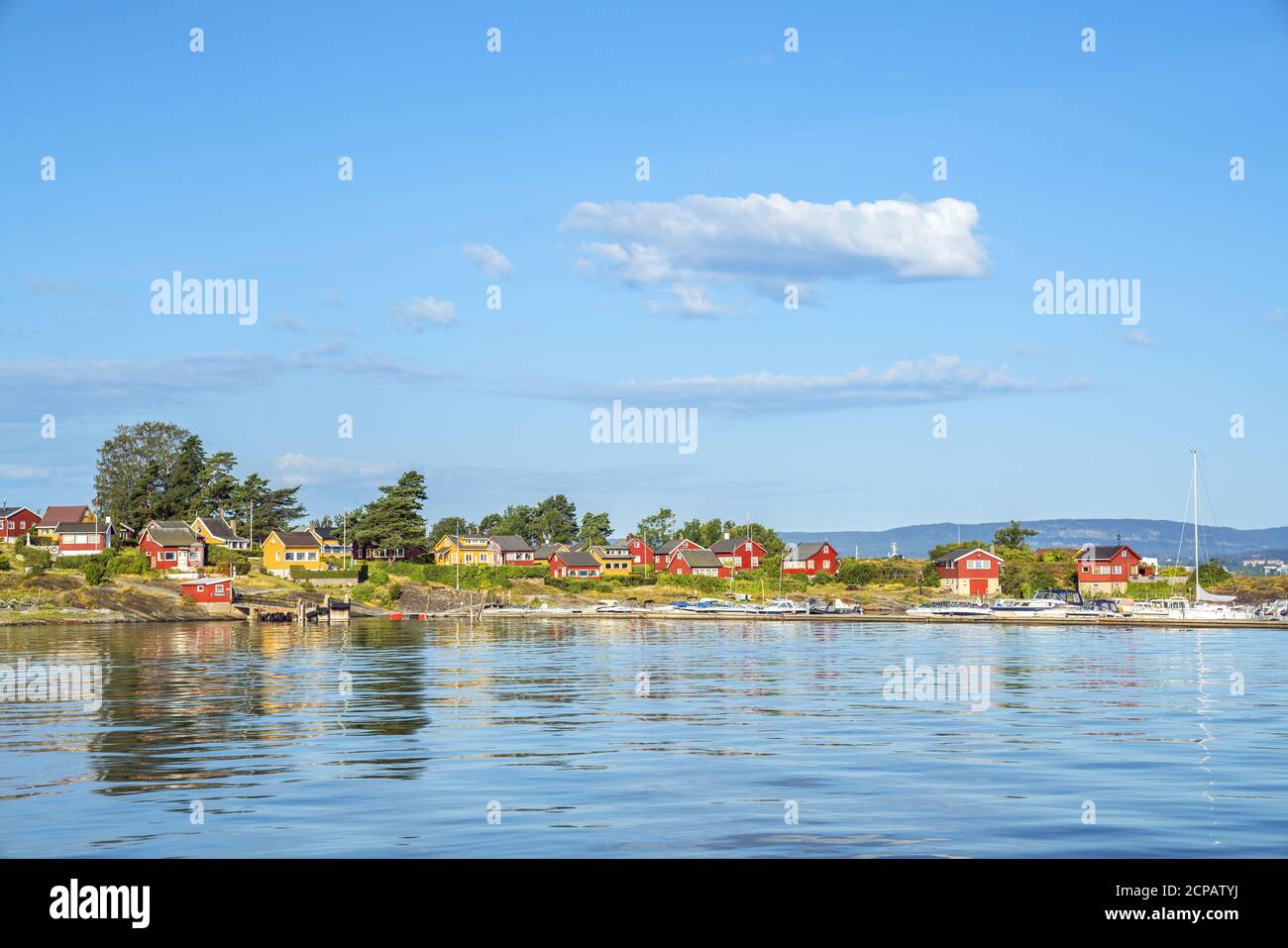 Bunte Holzhäuser auf der Insel Nakkholmen im Oslojord vor Oslo, Norwegen, Skandinavien, Nordeuropa, Europa Stockfoto