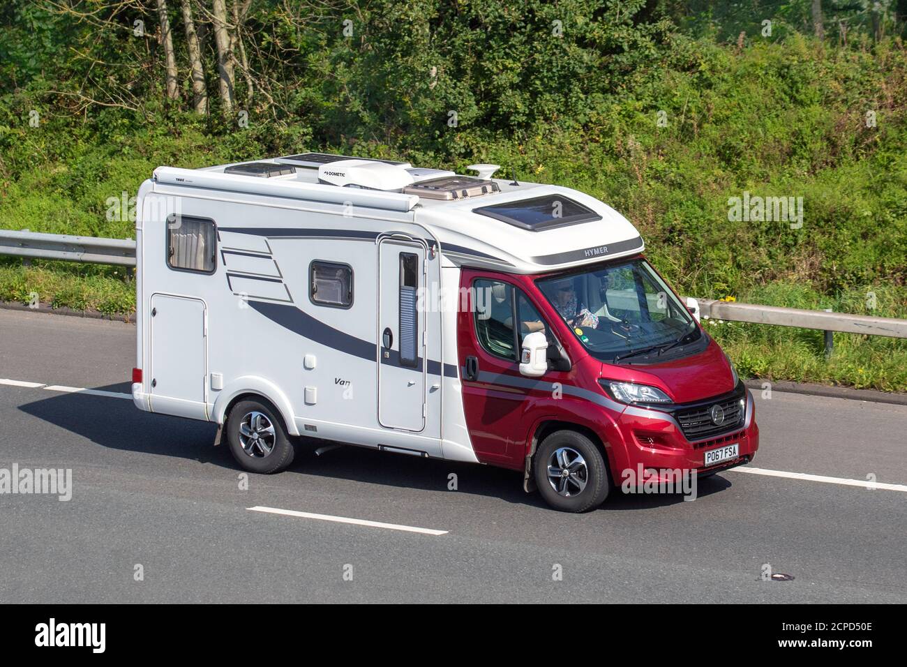 thumbnail image 2 of HYMER MOTORHOME CARAVAN EXTERNAL RED/WHITE FRONT TOP MARKER LAMP 2 of 3
