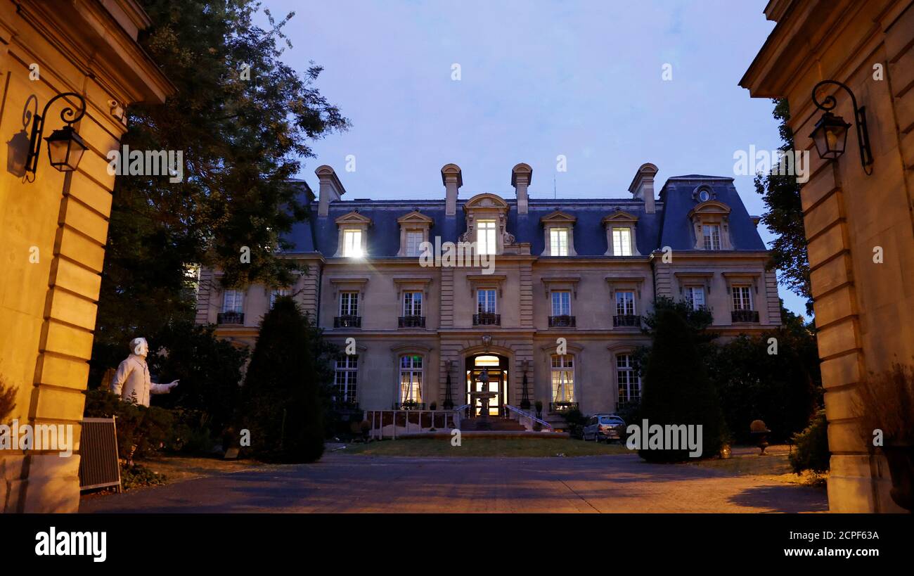 Eine Allgemeine Ansicht Zeigt Das Hotel Saint James Paris In Dem Olivia De Havilland Laut Den Lokalen Medien Am 26 Juli In Paris Frankreich Lebte Reuters Christian Hartmann Stockfotografie Alamy Eine Allgemeine Ansicht Zeigt Das Hotel Saint James Paris In Dem Olivia De Havilland Laut Den Lokalen Medien Am 26 Juli In Paris Frankreich Lebte Reuters Christian Hartmann Stockfotografie Alamy