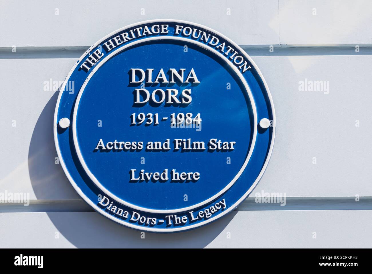 England, London, Westminster, Kensington und Chelsea, Burnsall Street, Blaue Plakette, ehemalige Heimat der berühmten Schauspielerin und Filmstar Diana Dors Stockfoto