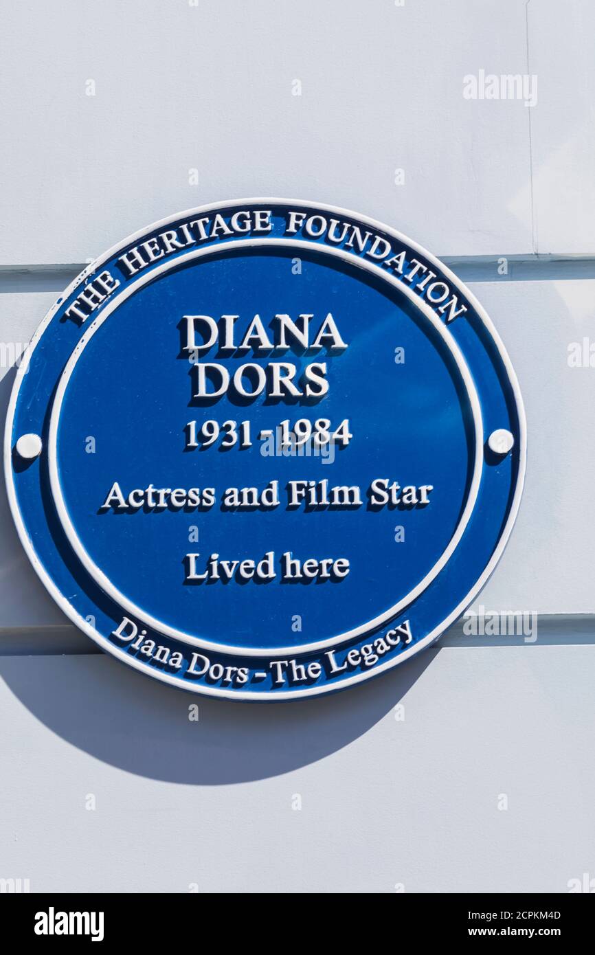 England, London, Westminster, Kensington und Chelsea, Burnsall Street, Blaue Plakette, ehemalige Heimat der berühmten Schauspielerin und Filmstar Diana Dors Stockfoto