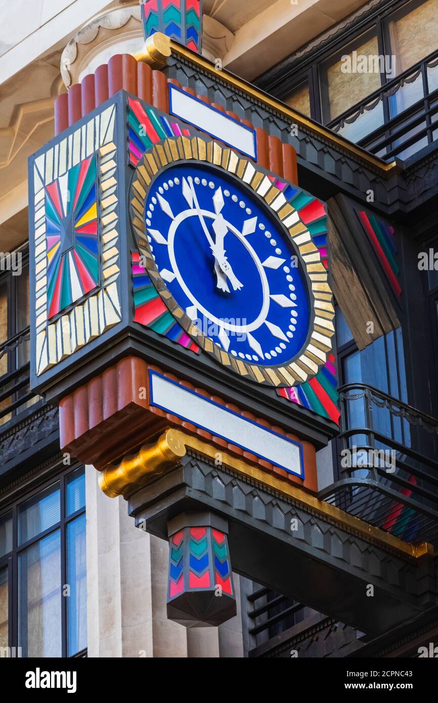 England, London, City of London, Fleet Street, Daily Telegraph Building, Art Deco Clock Stockfoto