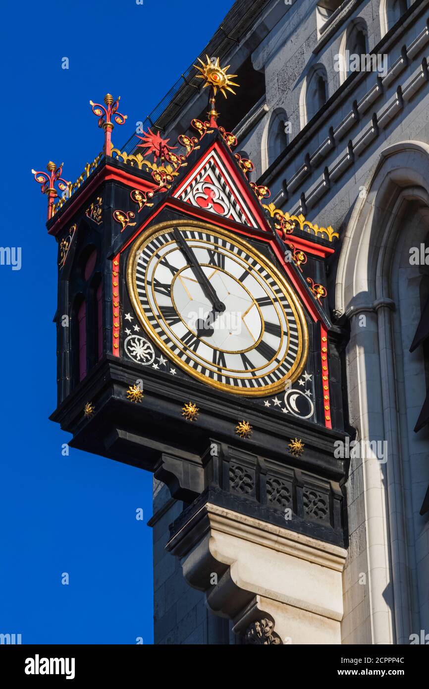 England, London, Holborn, The Strand, The Royal Courts of Justice, The Clock Stockfoto