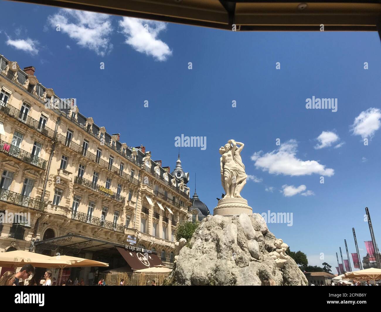Frankreich, August 07 2019,Fontaine des Trois Graces auf der Place de la Comedie in Montpellier, Frankreich. Straßenfotografie. Stockfoto