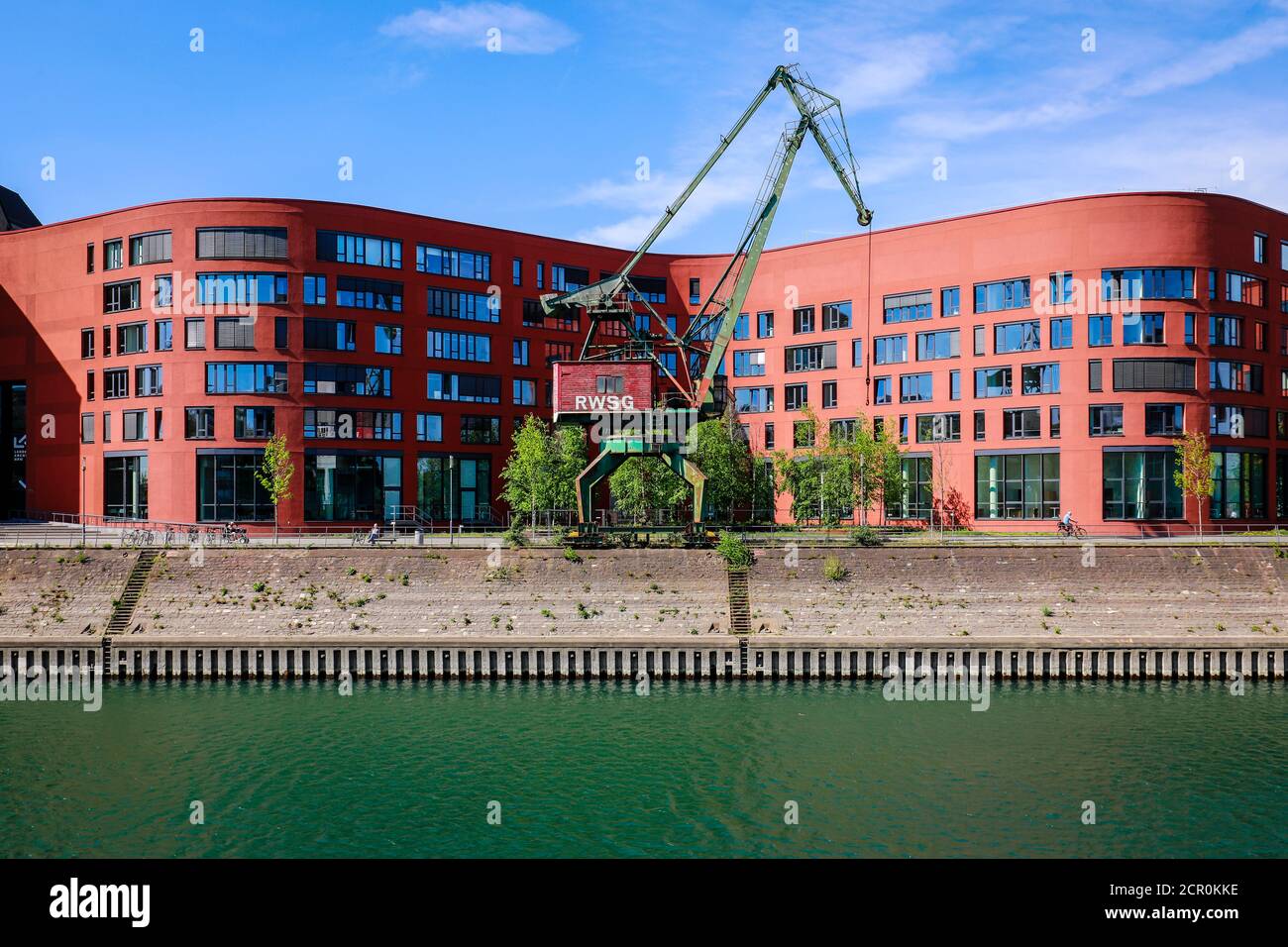 Landesarchiv NRW im Binnenhafen Duisburg, Ruhrgebiet, Nordrhein-Westfalen, Deutschland Stockfoto