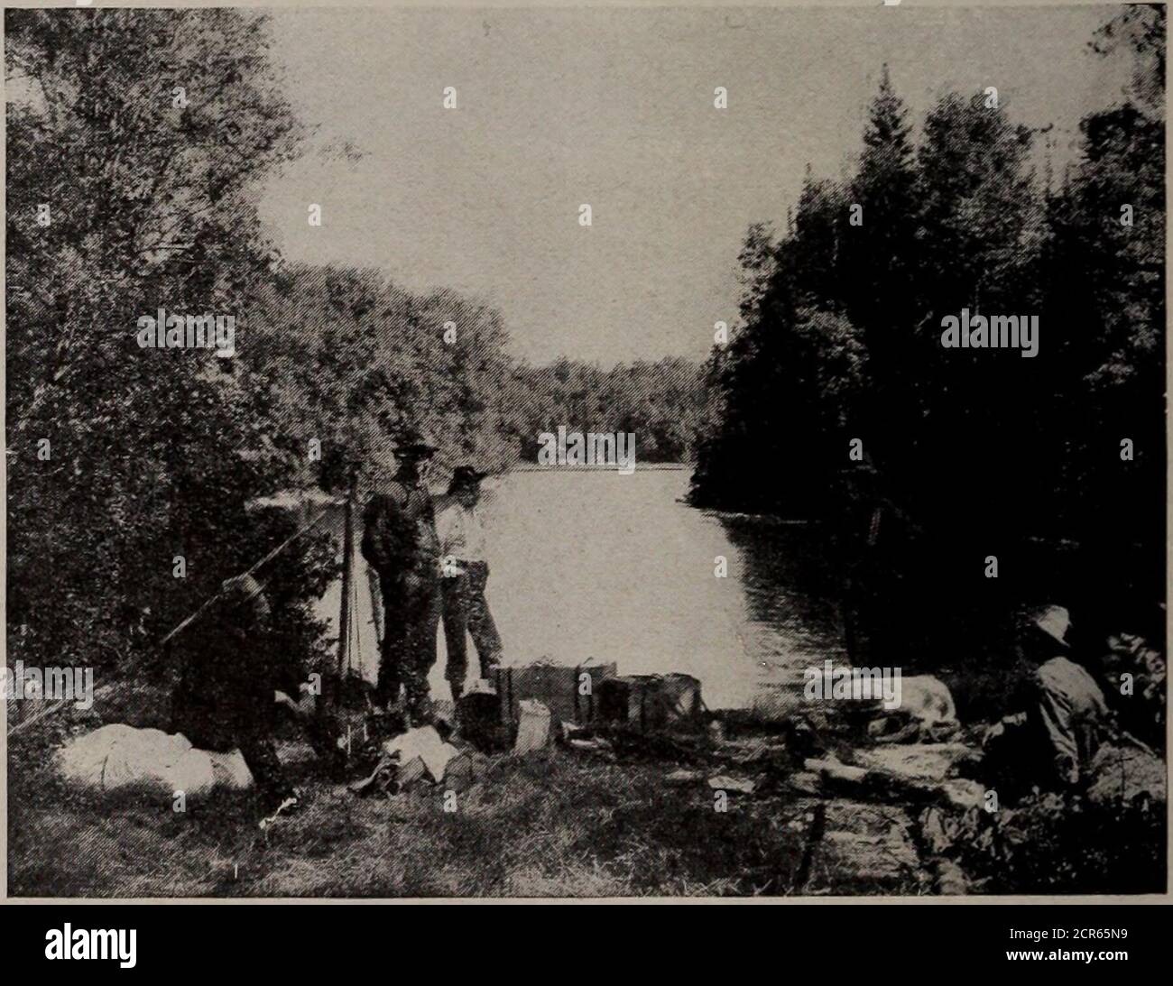 . Die Spielplätze von Kanada; eine kurze Abhandlung über Touristen-, Angel- und Jagdgebiete erreicht durch die Grand Trunk Railway System . Ttude abovesea Niveau von über 1,000 Fuß; die Gesundheit gebende Wirksamkeit seiner pureair, und seine wilden Tiere und Vögel. Dies ist das Mekka für den müden Geschäftsmann, den Arbeiter von geschäftigen Mart und Straße, mit arbeitsgedimmten Augen und müde Gehirn, und wo mehr perfekte Ruhe und Ruhe gefunden werden kann, als auch der müde Geist sehnt sich nach oder Phantasie zeigt. Zuverlässige indische Führer sind erhältlich in Timami, Land-Weise alte Holzleute, die Sie zu führen, wo die wilden Dinge Stockfoto