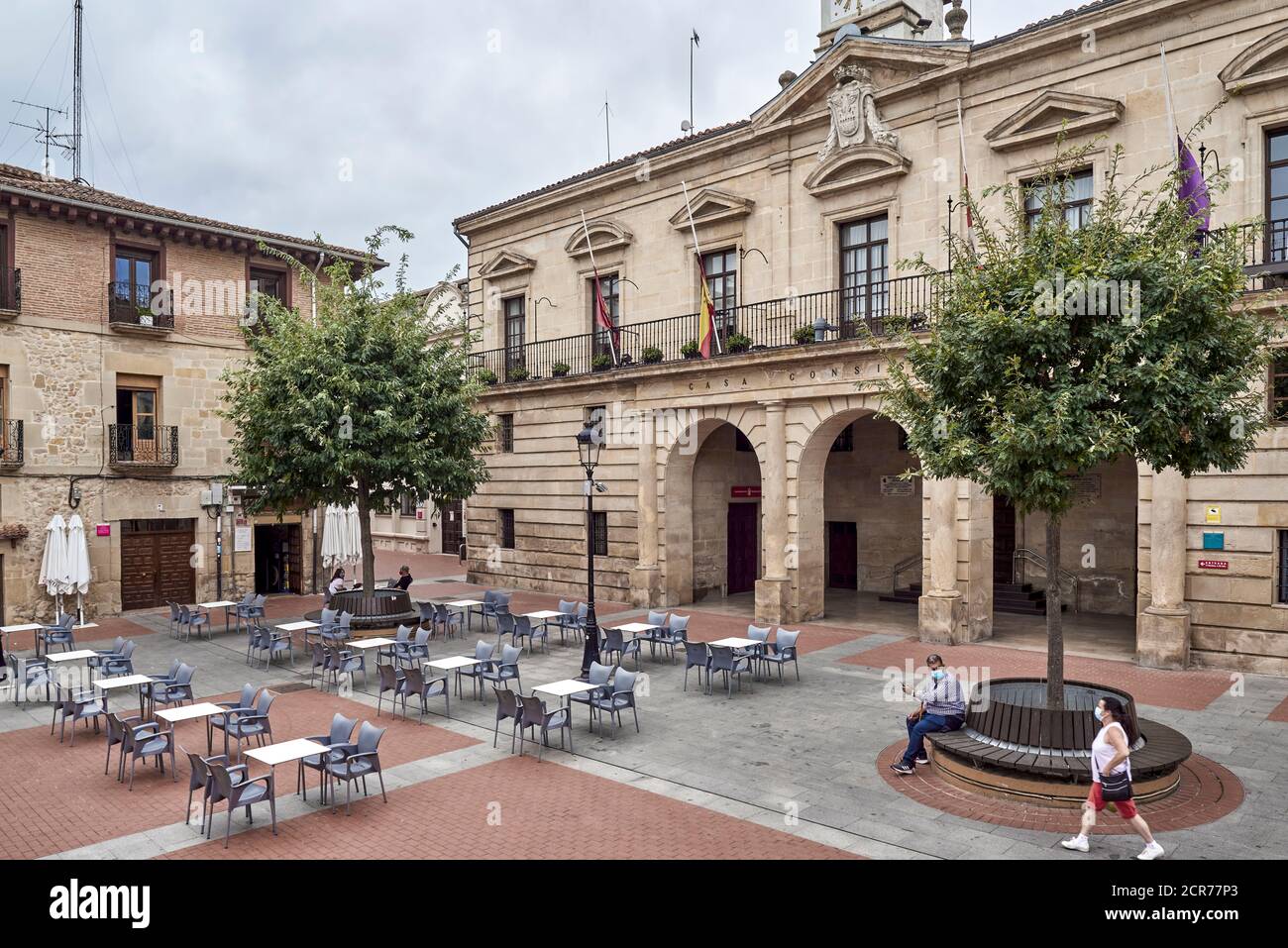 Rathaus von Miranda de Ebro, neoklassizistisches Gebäude. Gelegen an der Plaza de España, Burgos, Kastilien und Leon, Spanien, Europa Stockfoto