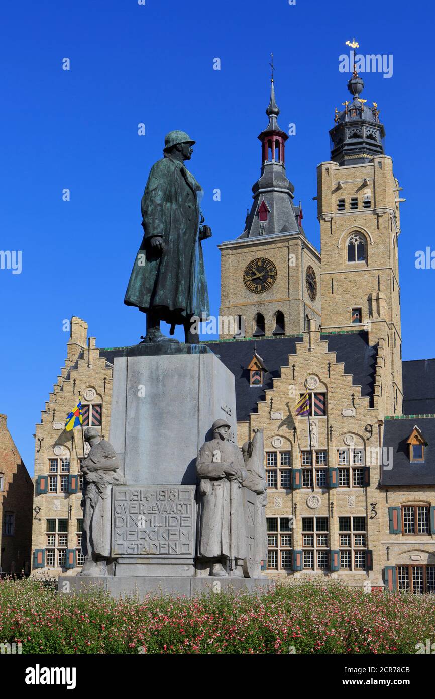 Denkmal für Generalleutnant Baron Jules Marie Alphonse Jacques de Dixmude (1858-1928) in Diksmuide, Belgien Stockfoto