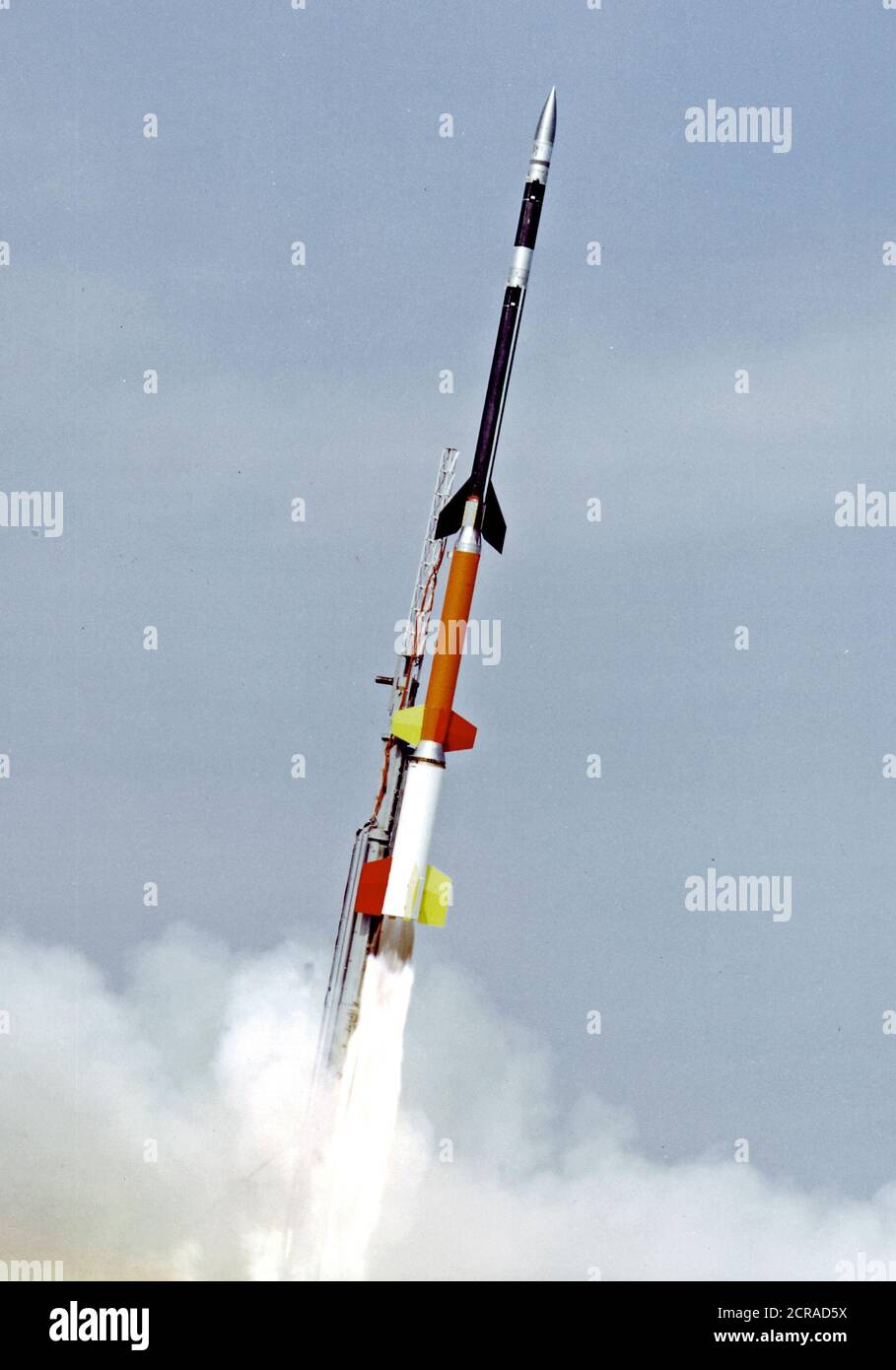 Schwarze brant rakete Fotos und Bildmaterial in hoher Auflösung Alamy