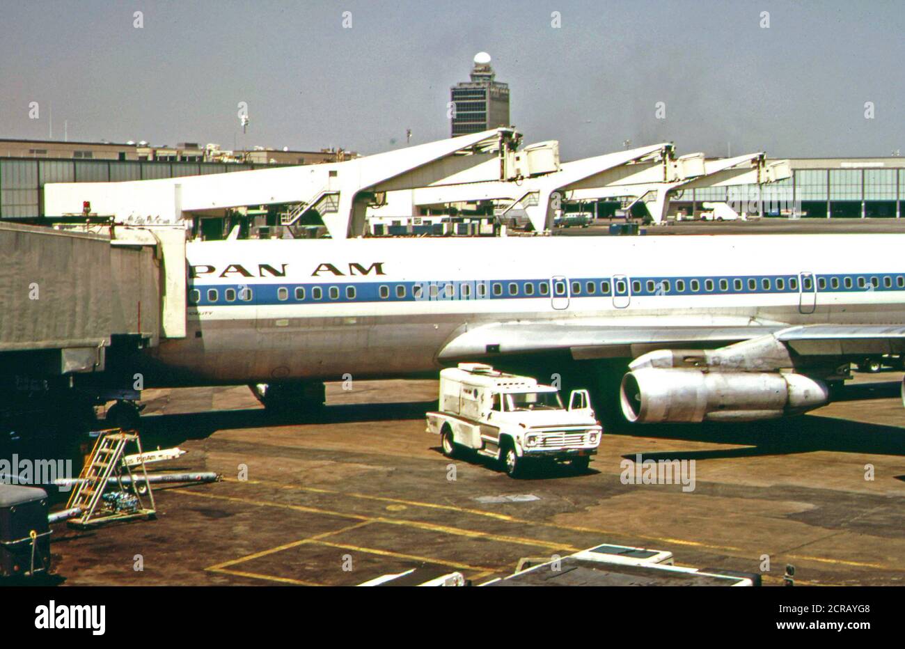 Pan Am Jumbo Jet am John F. Kennedy Airport 05 1973 Stockfoto