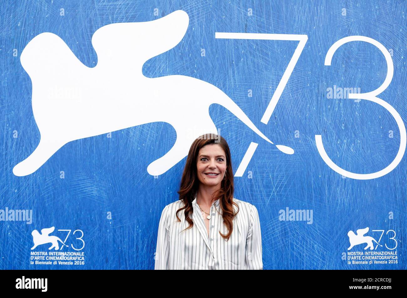 Schauspielerin Chiara Mastroianni, Mitglied Venezia 73 internationalen Jury, posiert für die Fotografen bei einem Fototermin auf dem 73. Venedig Film Festival in Venedig, Italien 31. August 2016. REUTERS/Alessandro Bianchi Stockfoto