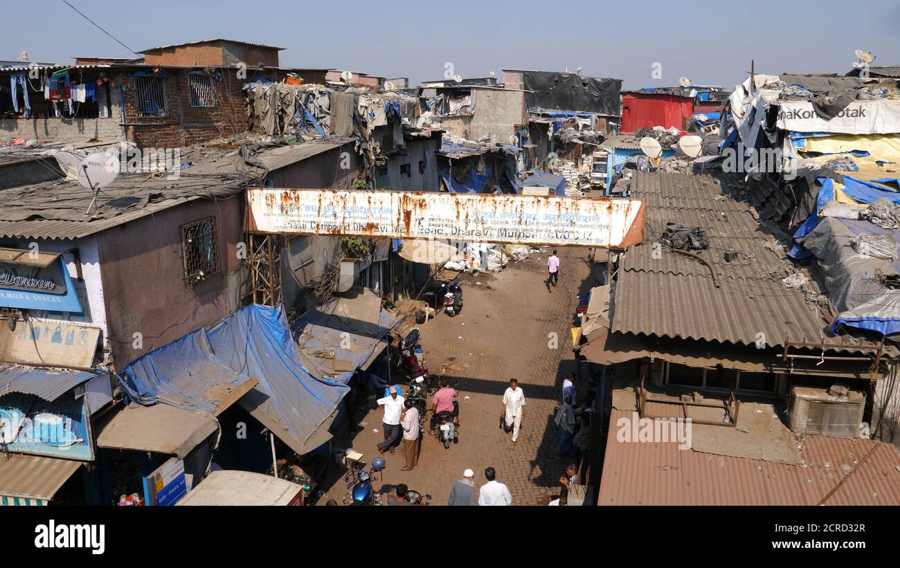 Mumbai, Indien - 25. Dezember 2017: Favelas von Mumbai. Stockfoto